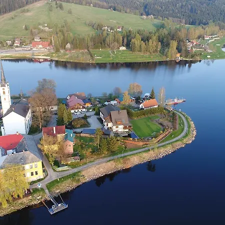 Apartmán U Jezera - Admirál Apartman Frymburk