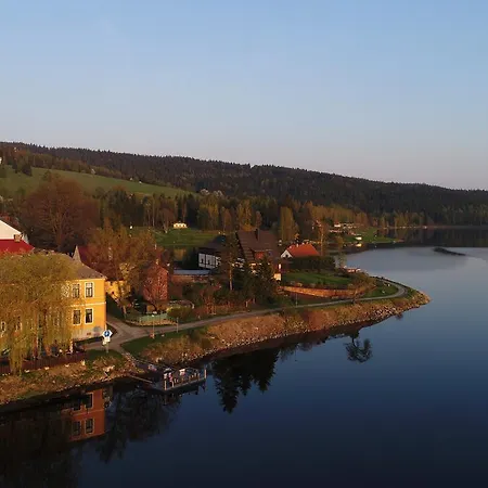 Apartman Apartmán U Jezera - Admirál Frymburk